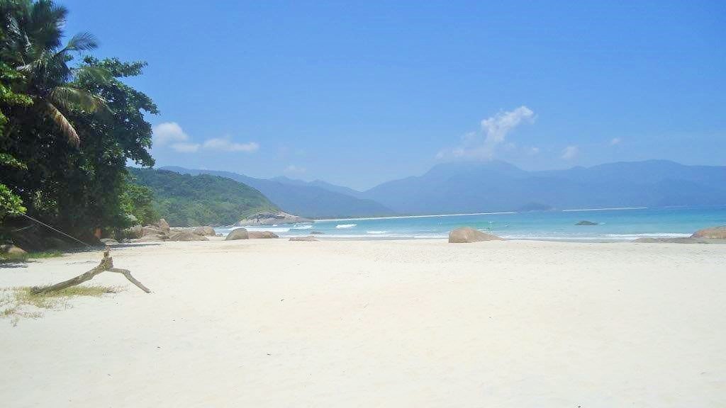 Enfim, a Praia do Aventureiro